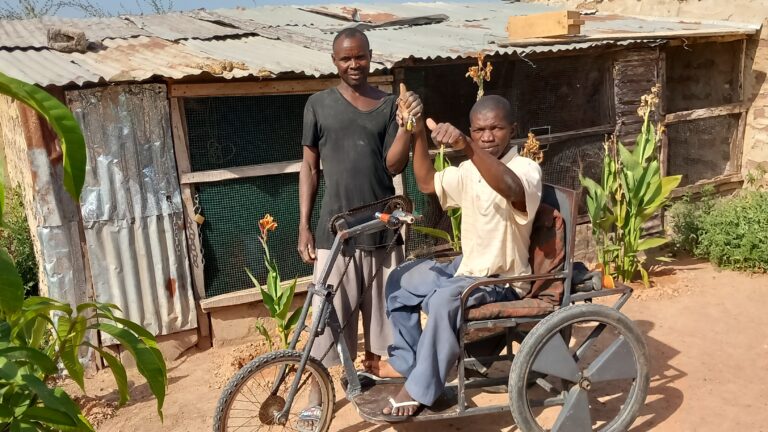 Vélingara : Tidiane Baldé, une personne vivant avec un handicap demande un financement pour pouvoir continuer ses projets