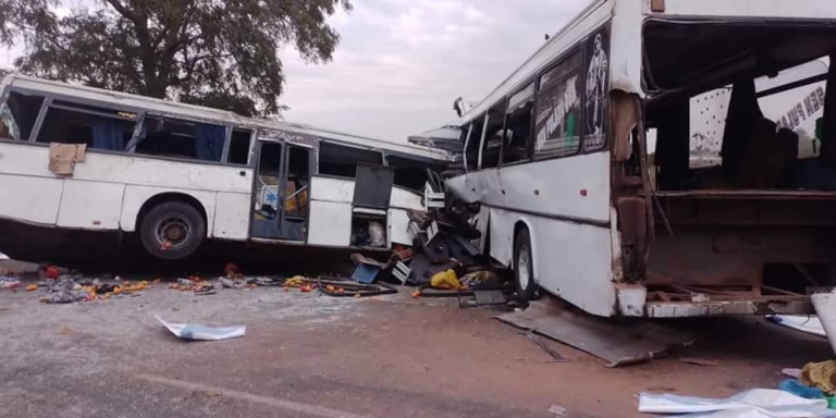 Le chauffeur de l’un des bus avait cédé sa place à son apprenti